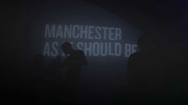 Manchester keeps on dancing06